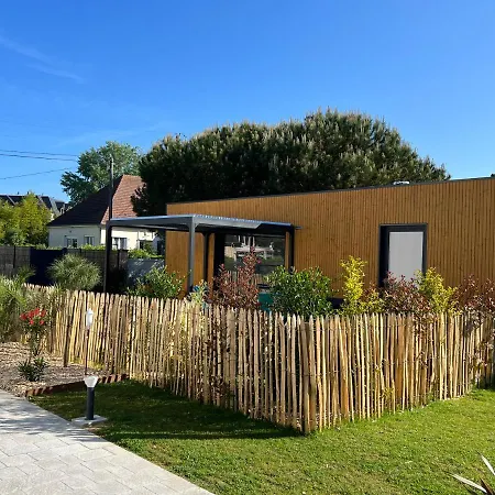 Charmante Maison A 2 Pas De La Mer Avec Son Jardin Pour 2 Adultes Et 2 Enfants Merville-Franceville-Plage Exterior photo